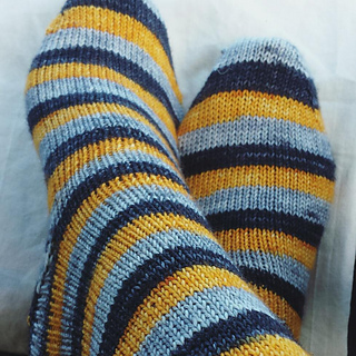 My magic formula for happiness: A Toe-up sock in self-striping